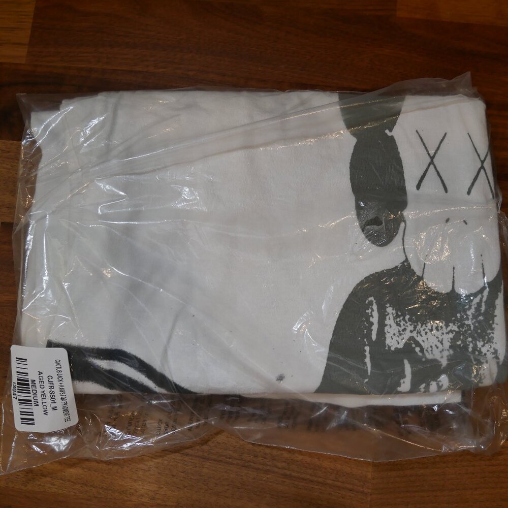 NEW - (MEDIUM) Travis Scott Cactus Jack + Kaws For Fragment Tee
